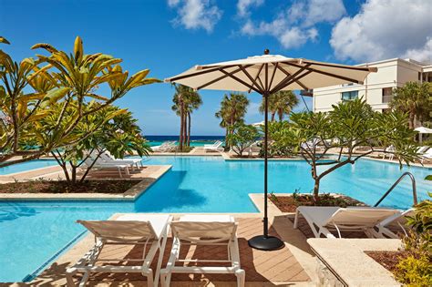 holiday beach hotel curacao